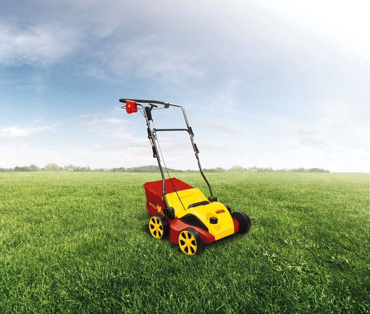 WOLF-Garten Elektrische Verticuteermachine VA 378 E - Werkbreedte 37 Cm - Opvangzak 50 L - 1800 W Motor - Moshark - Verticuteren - Opvangen - Image 4