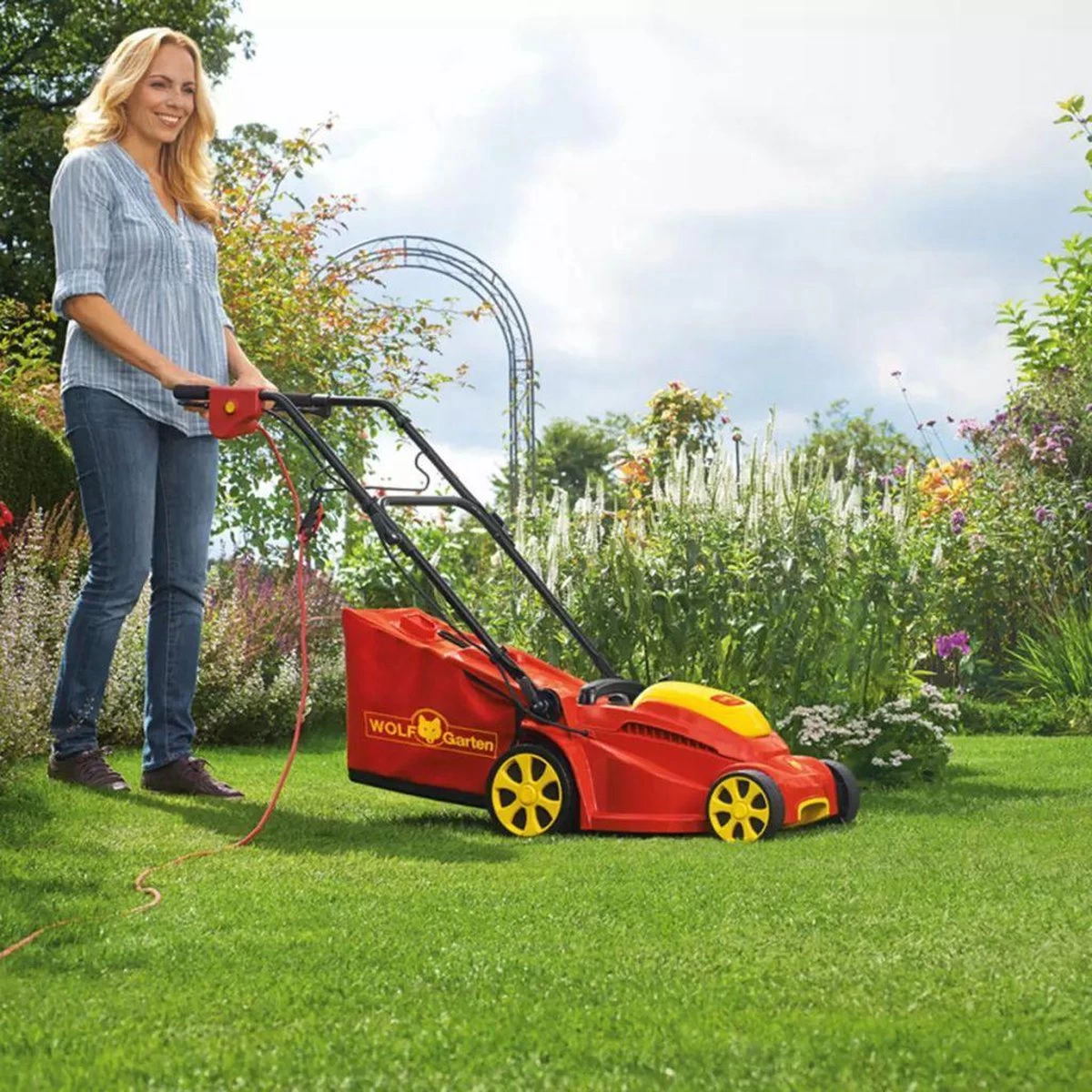 WOLF-Garten A 340 E Elektrische Grasmaaier - 1400 W - 34 Cm Maaibreedte - 30 Liter Opvangbak - Centrale Hoogte-instelling - Image 9