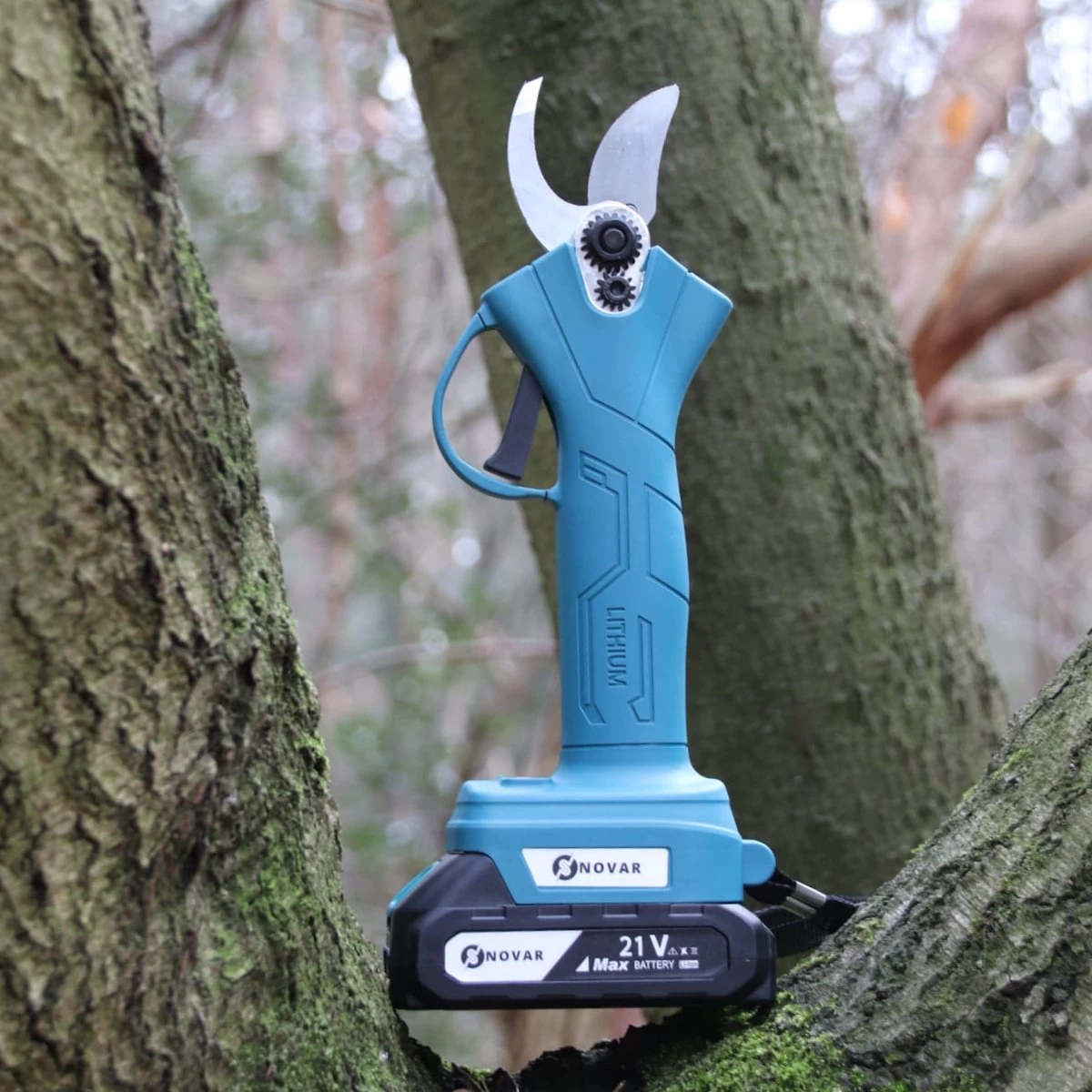 NovarGarden® Elektrische Snoeischaar NG1 - 2x Accu - Elektrisch - Takkenschaar - Op Batterij - 28mm - Image 2