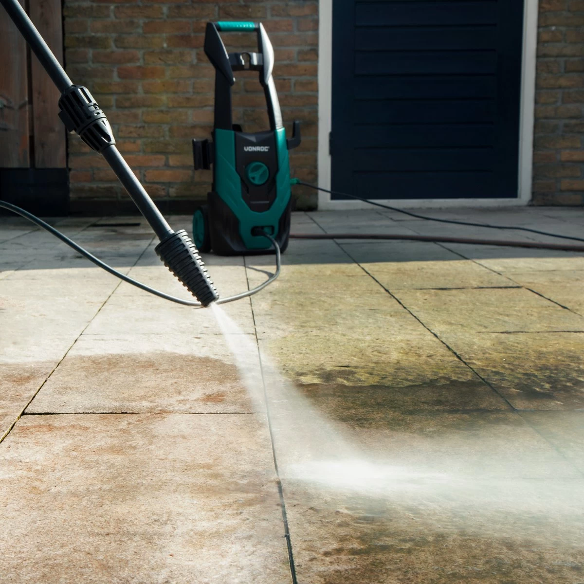 VONROC Hogedrukreiniger V14-2 - 1400W – 110 Bar – 390 L/h – Incl. 5m Slang, Reinigingsmiddelen Flesje, Terrasreiniger En Meer - Afbeelding 6