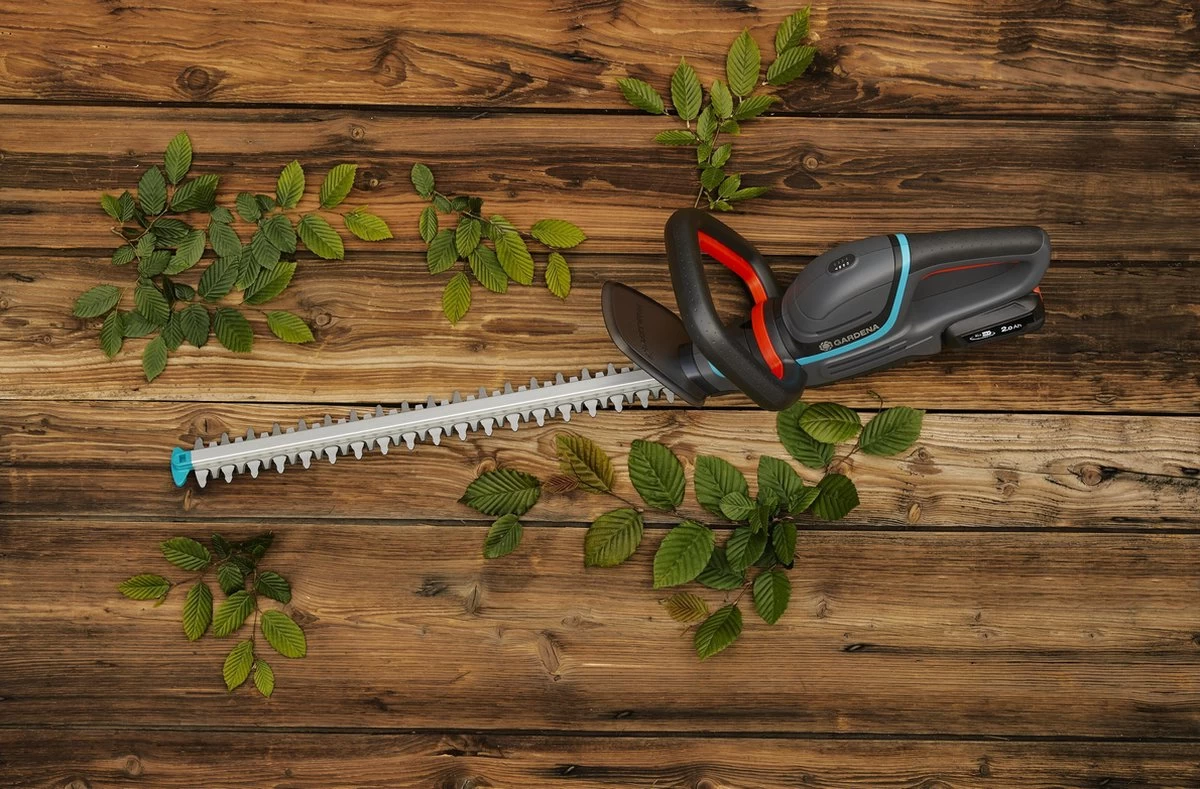 GARDENA - ComfortCut 50/18V-P4A Ready-To-Use Set - Heggenschaar - Image 5