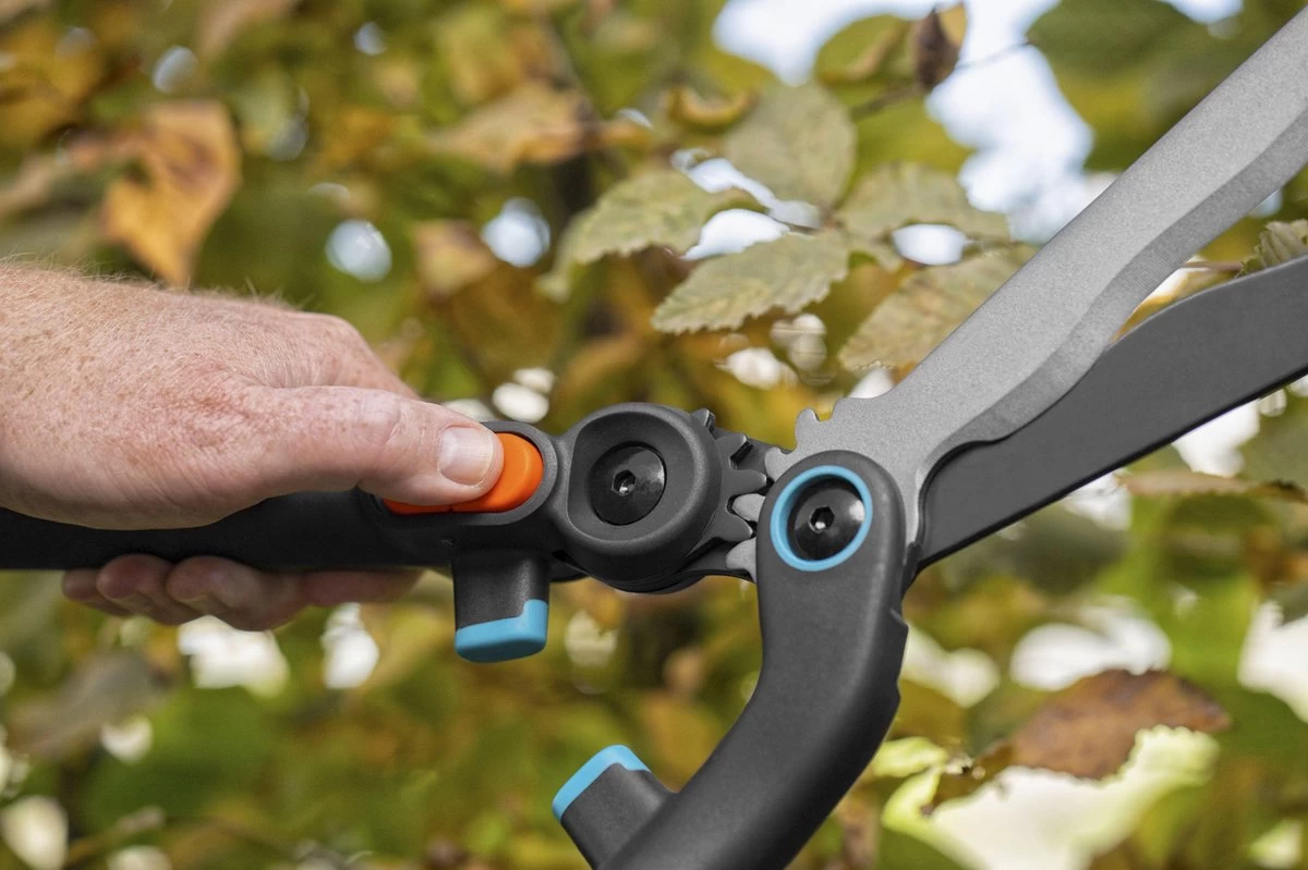 GARDENA - 2 In 1 EnergyCut Heggenschaar - 2.5x Meer Kracht - Totale Lengte 60 Cm - Image 6