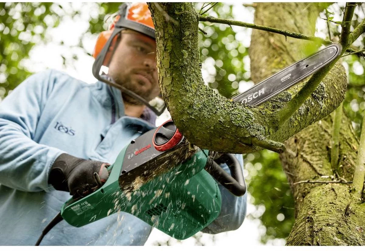 Bosch UniversalChain 35 Kettingzaag - 1800W - 350 Mm - Image 4