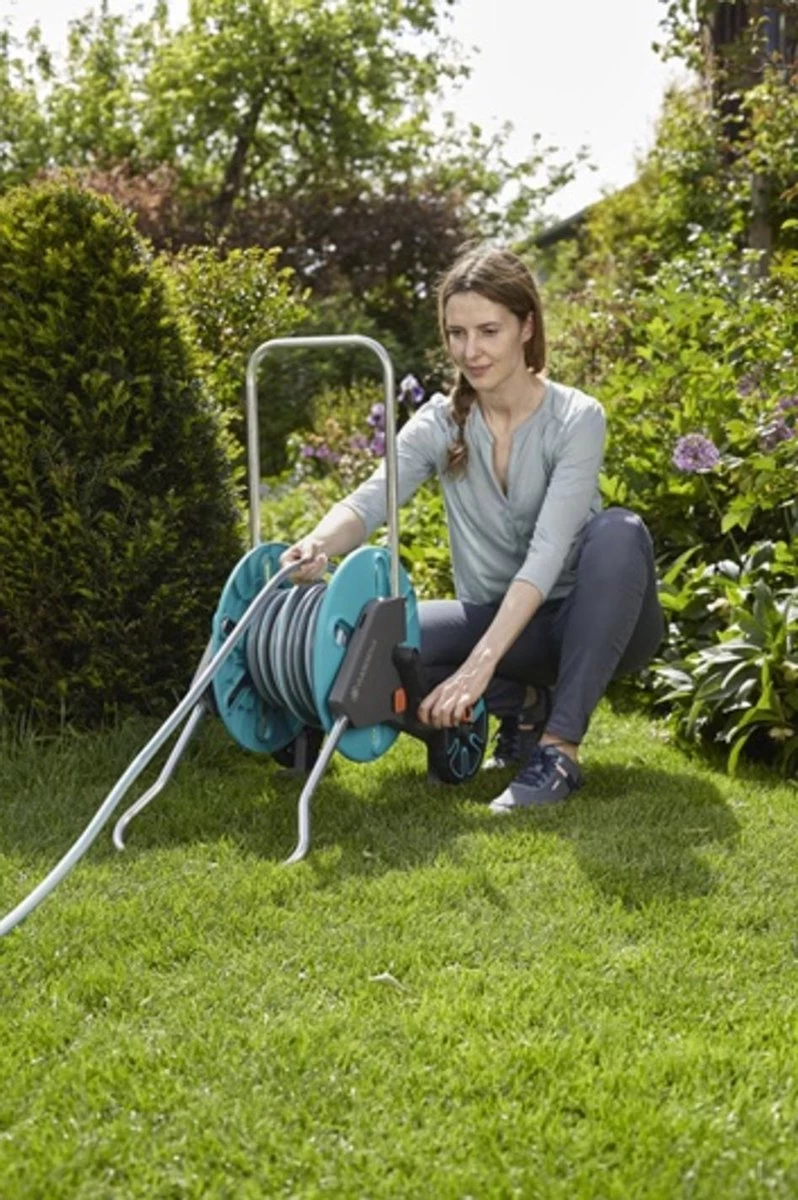 GARDENA - AquaRoll CleverRoll S Set Slangenwagen - Incl. 20 M Slang - Maximaal 40 M Opbergcapaciteit - Image 12