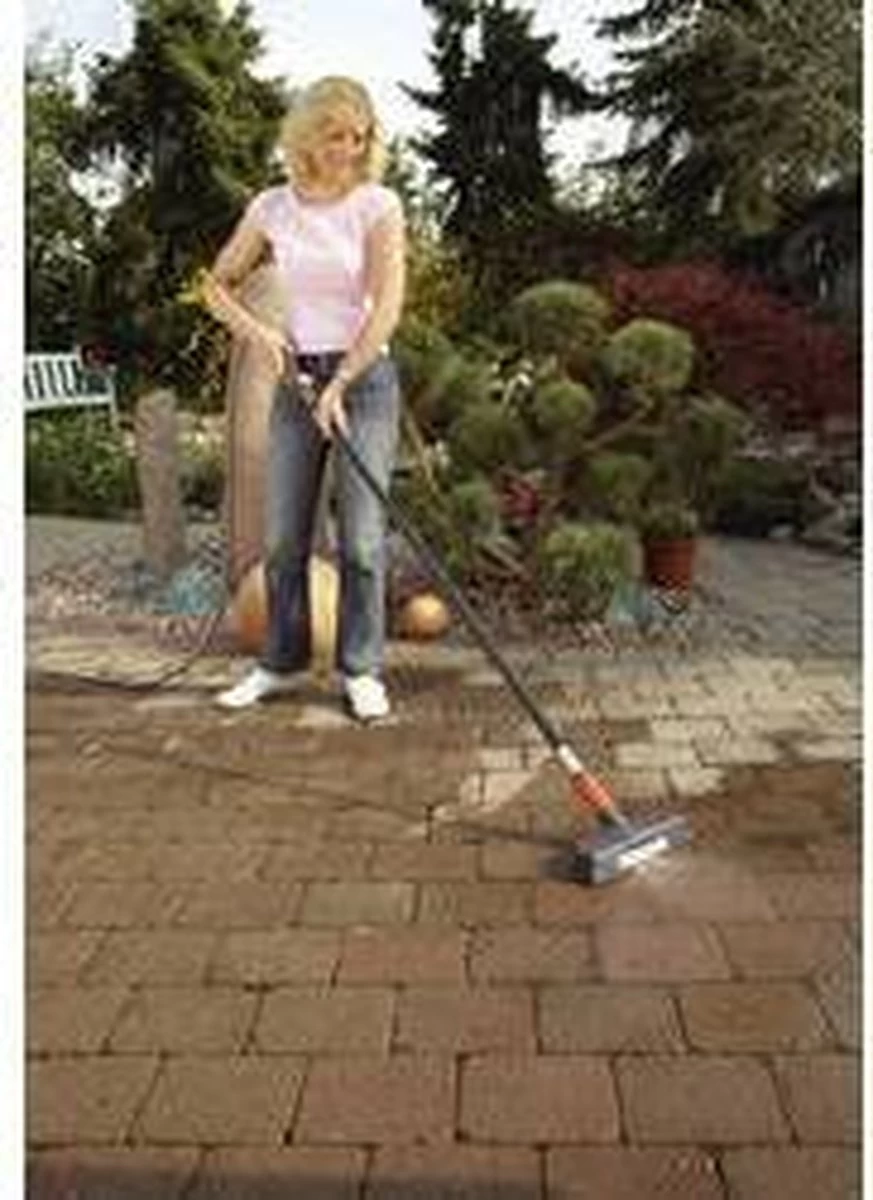 GARDENA Cleansystem Comfort Schrobber - Reinigen Van Paden - Terras - Oprit - Image 8